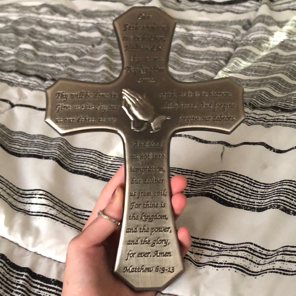 Cross - Picture 2 of 6